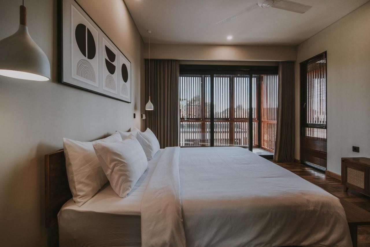 New 4 Bedroom 5 Min Walk To Berawa Beach Enclosed Livng Canggu Εξωτερικό φωτογραφία