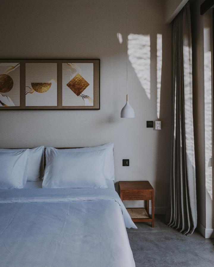 New 4 Bedroom 5 Min Walk To Berawa Beach Enclosed Livng Canggu Εξωτερικό φωτογραφία