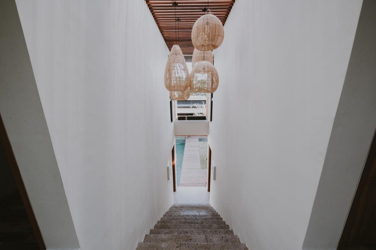 New 4 Bedroom 5 Min Walk To Berawa Beach Enclosed Livng Canggu Εξωτερικό φωτογραφία