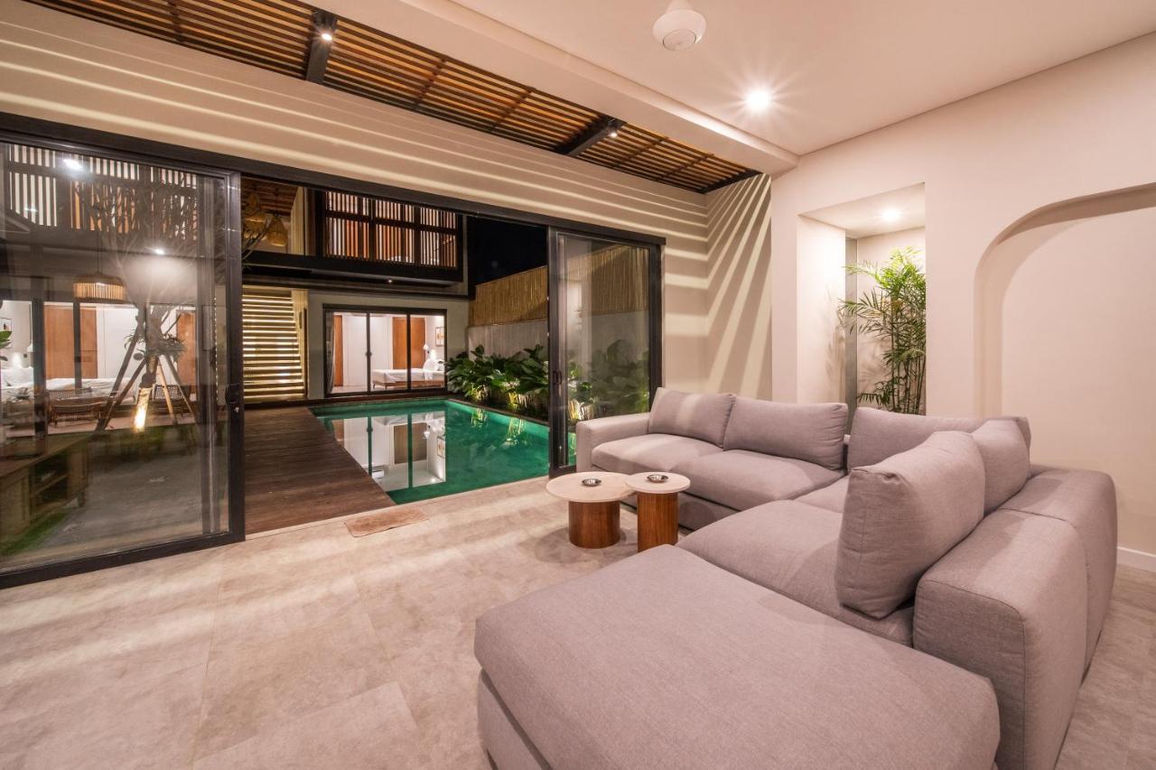New 4 Bedroom 5 Min Walk To Berawa Beach Enclosed Livng Canggu Εξωτερικό φωτογραφία
