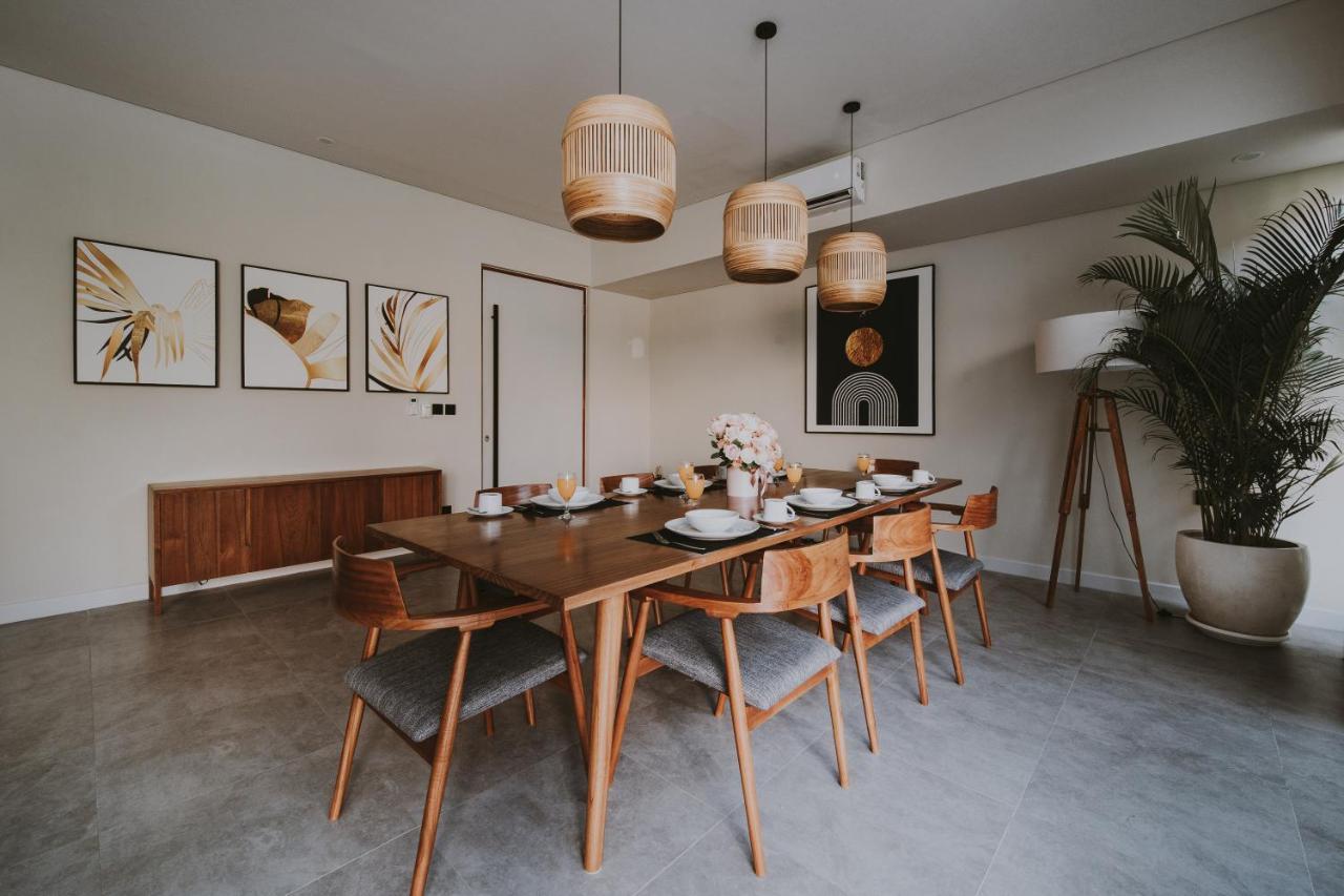 New 4 Bedroom 5 Min Walk To Berawa Beach Enclosed Livng Canggu Εξωτερικό φωτογραφία