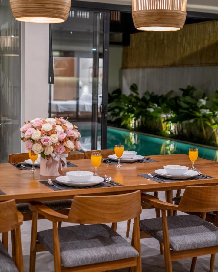 New 4 Bedroom 5 Min Walk To Berawa Beach Enclosed Livng Canggu Εξωτερικό φωτογραφία