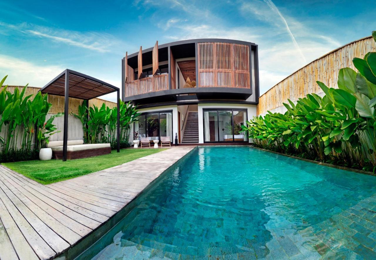 New 4 Bedroom 5 Min Walk To Berawa Beach Enclosed Livng Canggu Εξωτερικό φωτογραφία