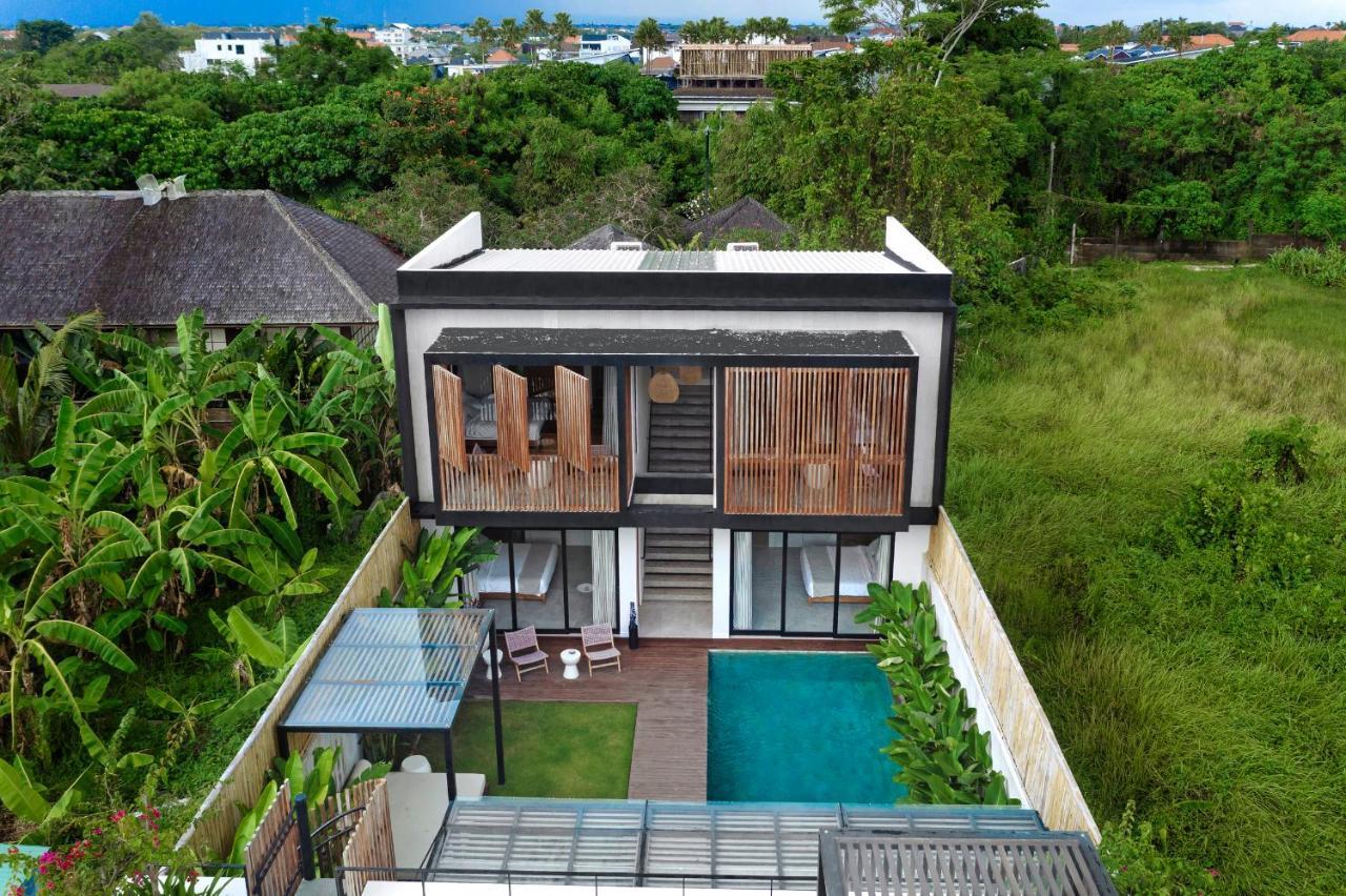 New 4 Bedroom 5 Min Walk To Berawa Beach Enclosed Livng Canggu Εξωτερικό φωτογραφία
